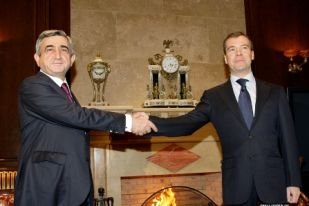 Президенты Армении и России